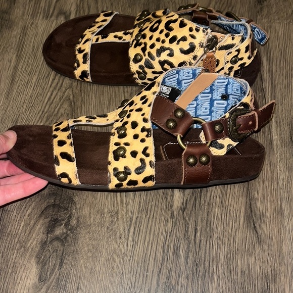 Dingo women’s Sage Brush Leopard Print Sandals with Brown Accents size 7 - Picture 3 of 12